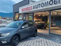 Usata Dacia Sandero Stepway 90 CV (66 kW) 2017 Grigio Berlina