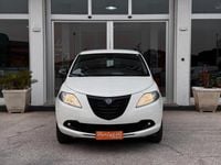 Usata Lancia Ypsilon 85 CV (62 kW) 2014 Bianco Utilitaria