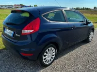 Usata Ford Fiesta 60 CV (44 kW) 2011 Bluazzurro Berlina