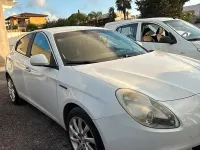 Usata Alfa Romeo Giulietta 105 CV (77 kW) 2012 Bianco Utilitaria