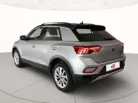 Usata VW T-Roc Life 110 CV (80 kW) 2023 K2 pyrit silver metallizzato SUV
