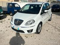 Usata Lancia Musa 95 CV (69 kW) 2011 Bianco Monovolume