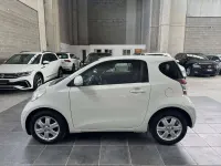 Usata Toyota iQ 68 CV (50 kW) 2009 Bianco Utilitaria