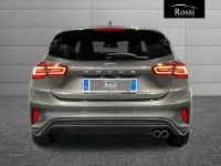 Usata Ford Focus ST-Line 116 CV (85 kW) 2024 Magnetic grey Berlina