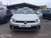 Usata VW Polo 95 CV (69 kW) 2023 Grigio Utilitaria