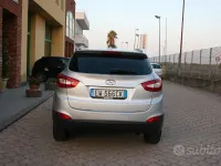 Usado Hyundai ix35 Xpossible 115 HP (84 kW) 2014 Cinzento SUV