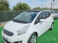 Usata Kia Venga 115 CV (84 kW) 2010 Bianco Utilitaria