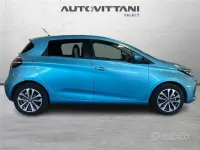 Usata Renault Zoe Intens 50 kW (69 CV) 2020 Azzurro Utilitaria
