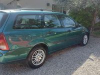 Usata Ford Focus Ambiente 90 CV (66 kW) 1999 Verde Station wagon