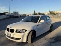Usata BMW 116 122 CV (89 kW) 2009 Bianco Utilitaria