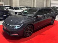 Usata VW Golf VIII Style 116 CV (85 kW) 2021 Grigio Station wagon