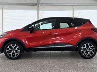 Usata Renault Captur Intens 110 CV (80 kW) 2017 Rosso SUV