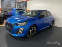 Usata Peugeot 208 Allure+ 101 CV (74 kW) 2024 Blu Utilitaria