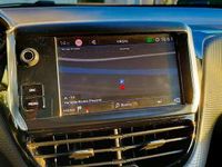 Usata Peugeot 208 Allure 75 CV (55 kW) 2017 Bianco Utilitaria