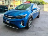 Usata Kia Stonic Style 101 CV (74 kW) 2023 Blu/azzurro SUV