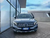 Usata Mercedes GLB200 150 CV (110 kW) 2021 Grigio scuro SUV