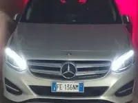 Usata Mercedes B180 109 CV (80 kW) 2016 Argento Monovolume