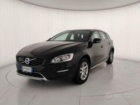 usata Volvo V60 CC 2.0 D3 Geartronic Business Plus