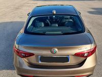 Usata Alfa Romeo Giulia Business 150 CV (110 kW) 2018 Bronzo Berlina