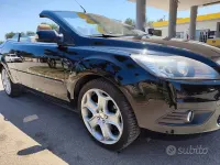 Usata Ford Focus Cabriolet 136 CV (100 kW) 2010 Nero Cabrio