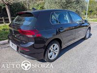 Usata VW Golf VIII Life 110 CV (80 kW) 2021 Nero Berlina