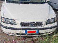Usata Volvo V70 163 CV (119 kW) 2002 Bianco Station wagon