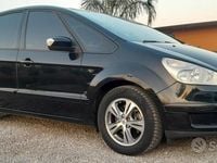 Usata Ford S-MAX Titanium 140 CV (102 kW) 2009 Nero Monovolume