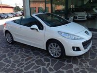 Usata Peugeot 207 CC 112 CV (82 kW) 2010 Bianco Cabrio