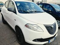 Usata Lancia Ypsilon Gold 86 CV (63 kW) 2014 Bianco Utilitaria