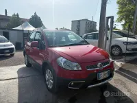 Usata Fiat Sedici Emotion 135 CV (99 kW) 2011 Rosso SUV