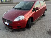 Usata Fiat Grande Punto 65 CV (47 kW) 2006 Rosso Utilitaria