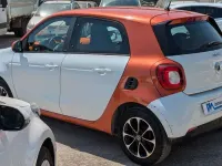Usata Smart ForFour 71 CV (52 kW) 2015 Bianco Utilitaria