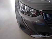 Usata Peugeot 2008 Allure 131 CV (96 kW) 2023 Grigio SUV