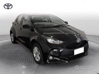 Usata Toyota Yaris Hybrid Lounge 116 CV (85 kW) 2022 Black met Berlina