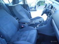 Usata VW Golf VI 140 CV (102 kW) 2011 Bianco Utilitaria