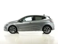 Usata Renault Clio V Techno 91 CV (66 kW) 2025 Grigio Berlina