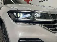 Usata VW Touareg Elegance 231 CV (169 kW) 2022 Sechura beige met SUV