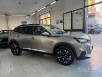 Usata Peugeot 2008 Allure 131 CV (96 kW) 2021 Grigio SUV