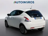 Usata Lancia Ypsilon Gold 69 CV (50 kW) 2020 Bianco Utilitaria