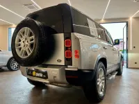 Usata Land Rover Defender SE 200 CV (147 kW) 2021 Grigio SUV