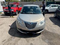 Usata Lancia Ypsilon 69 CV (50 kW) 2013 Grigio Utilitaria