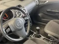 Używany Opel Corsa Edition 86 KM (63 kW) 2014 Szary Hatchback