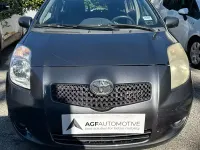 Usata Toyota Yaris 90 CV (66 kW) 2008 Grigio Utilitaria
