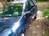 Usata Opel Corsa 65 CV (47 kW) 1998 Blu Utilitaria