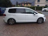 Usata VW Touran R-line 150 CV (110 kW) 2016 Bianco Monovolume