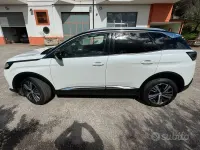 Usata Peugeot 3008 Allure 131 CV (96 kW) 2021 Bianco SUV