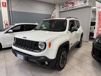 Usata Jeep Renegade Trailhawk 170 CV (125 kW) 2017 Bianco SUV