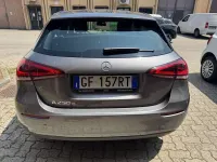 Usata Mercedes A250 Business 160 CV (117 kW) 2021 Grigio montagna Berlina