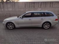 Usata BMW 530 231 CV (169 kW) 2005 Grigio Station wagon
