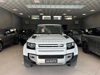 Usata Land Rover Defender SE Dynamic 200 CV (147 kW) 2024 Bianco SUV